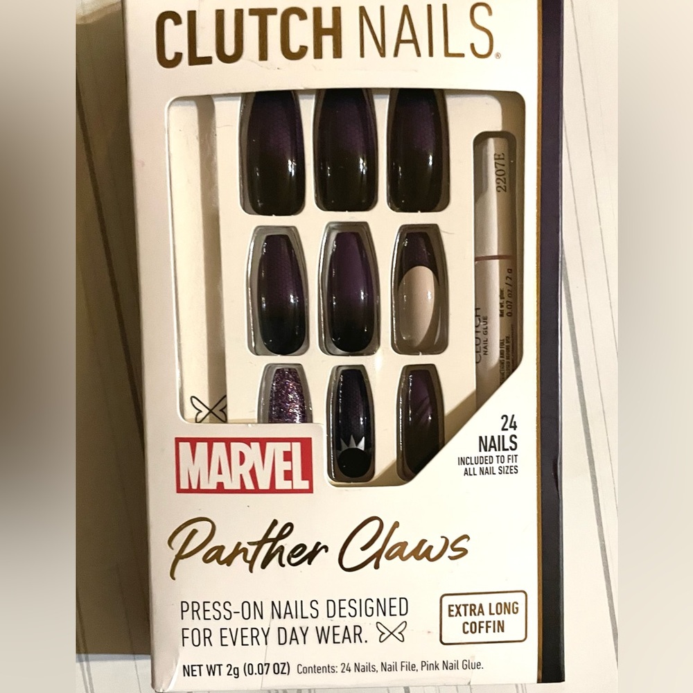 NEW Black Panther Claws Press-On Clutch Nails 24 Nails Extra Long Marvel Comics